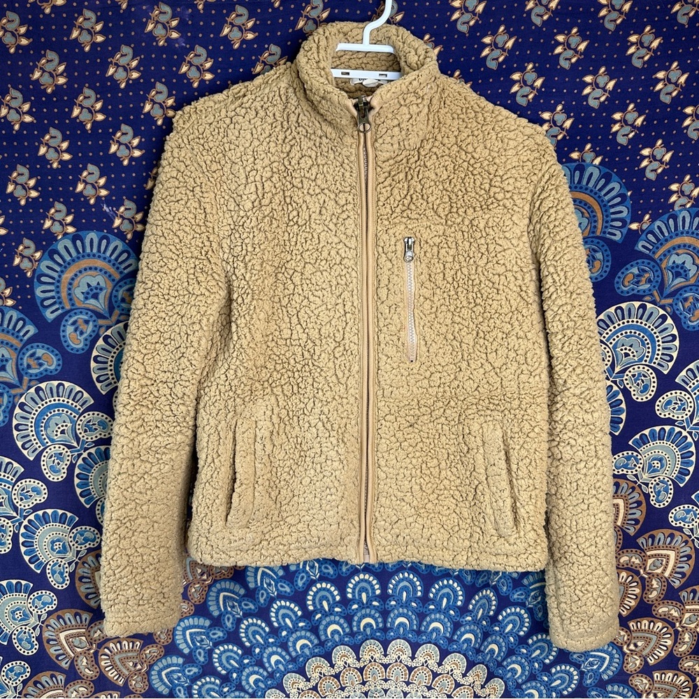 🦋5/20$🦋 beige teddy bear jacket